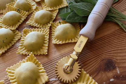 Italian Pasta Fluted Wheel Cutter